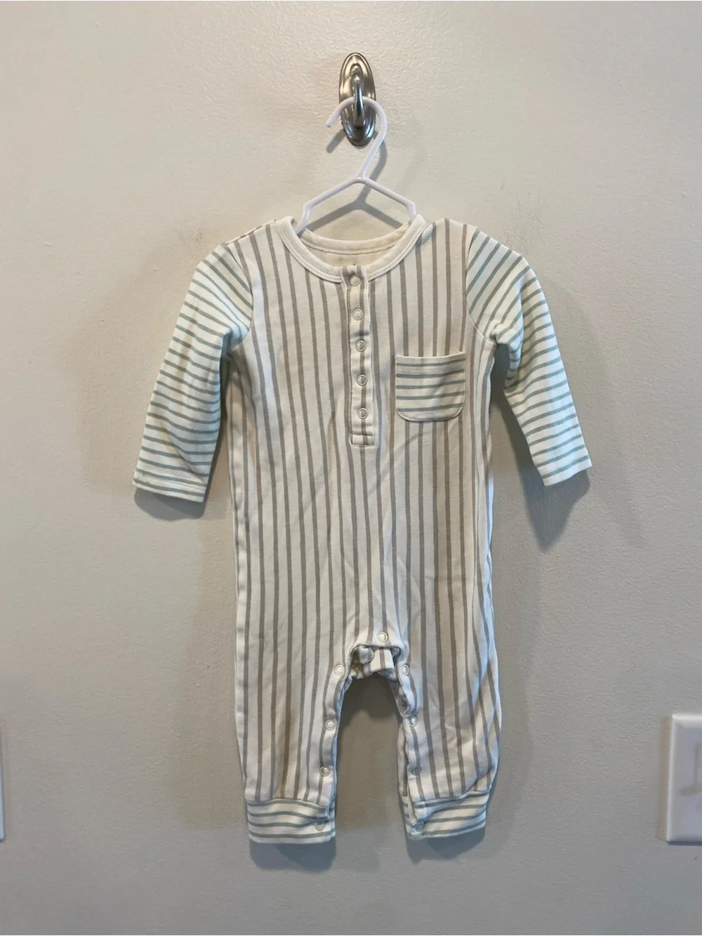 Pehr organics long sleeve romper in stripes and pants 6-12 months bundle